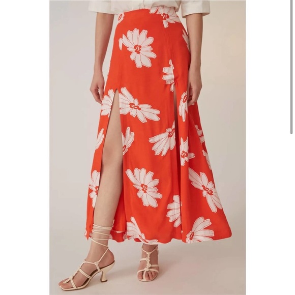 NEW Maeve Anthropologie Red Floral Midi Maxi Skirt with leg slits size 12 - Picture 2 of 5